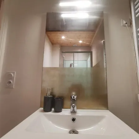 La Maison Bleue, Un Emplacement De Choix A Rodez