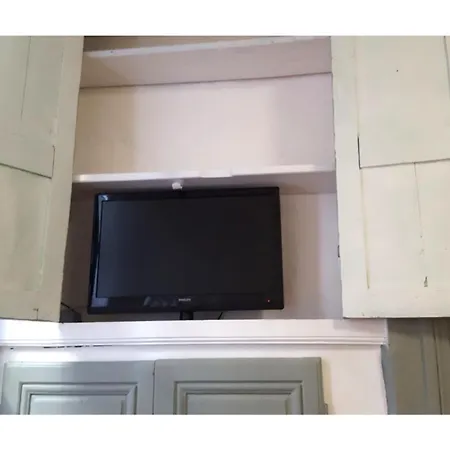 La Maison Bleue, Un Emplacement De Choix A Apartman