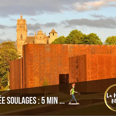 La Maison Bleue, Un Emplacement De Choix A Apartman *