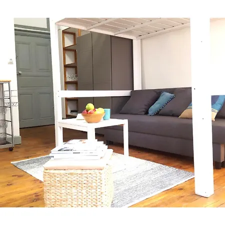 La Maison Bleue, Un Emplacement De Choix A Lägenhet